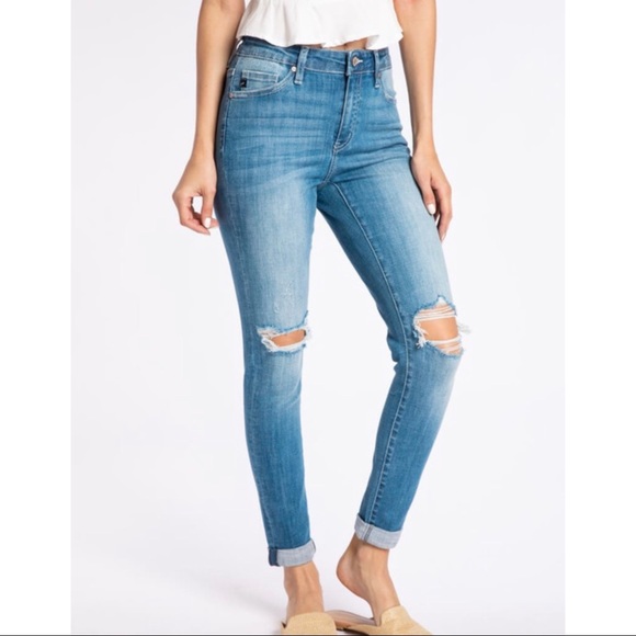 🚨1 LEFT 🚨KanCan Ripped Skinny Ankle Jeans - Picture 2 of 10